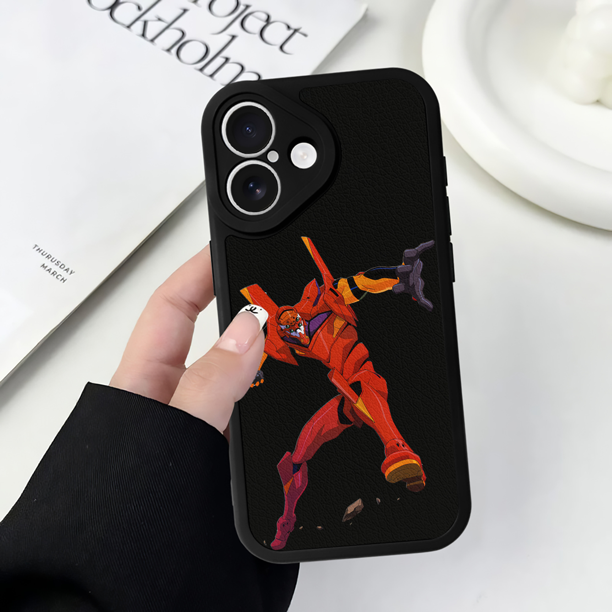 （画像用） EVA 新世紀エヴァンゲリオン 【iPhone 16シリーズ対応】シリコンスマホケース（レザー調） 材質：シリコン